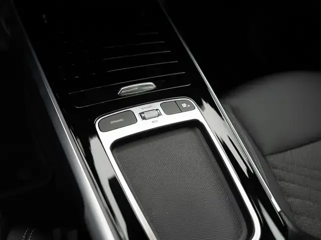 Mercedes-Benz EQB 300