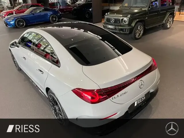 Mercedes-Benz CLA 250