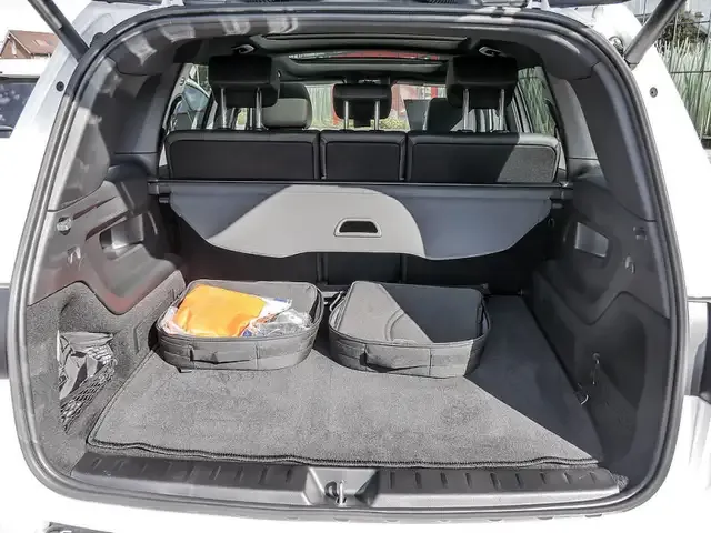 Mercedes-Benz EQB 300