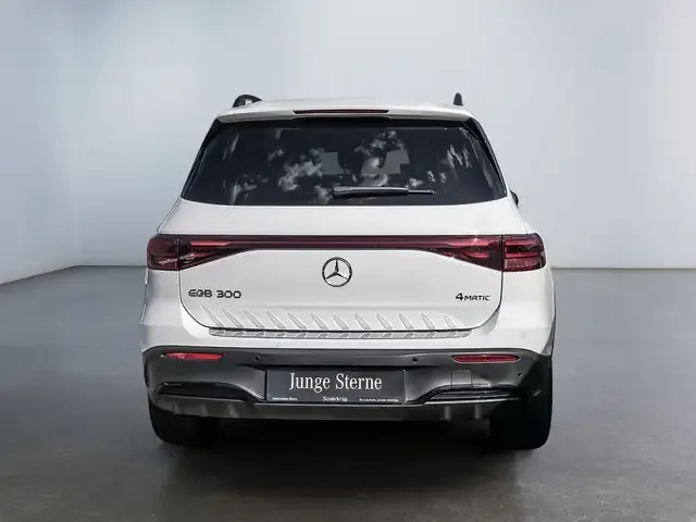 Mercedes-Benz EQB 300