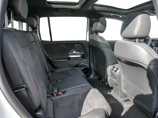 Mercedes-Benz EQB 300