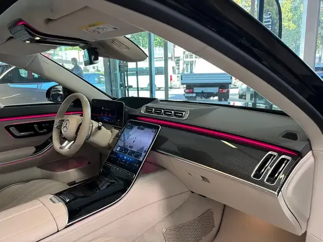 Mercedes-Benz Sonstiges