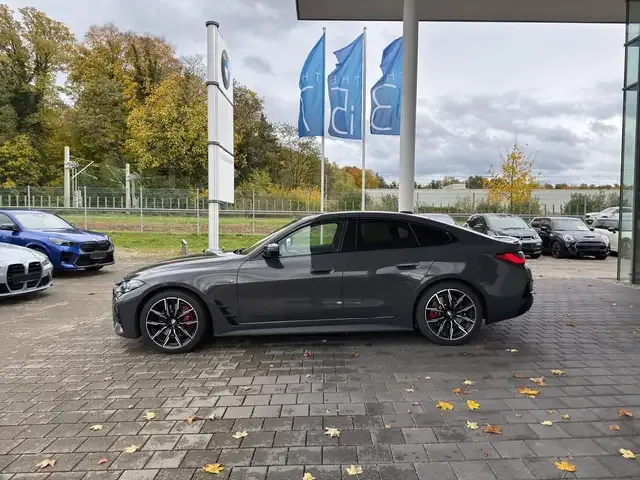 BMW 440
