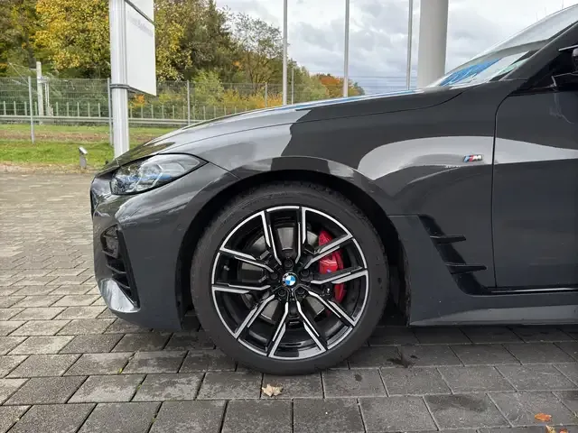 BMW 440