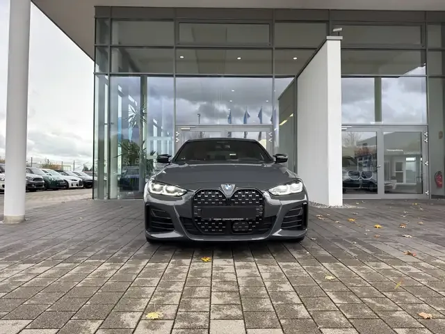 BMW 440