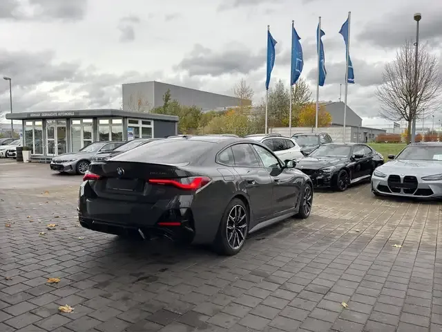 BMW 440