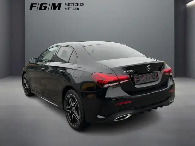 Mercedes-Benz A 250