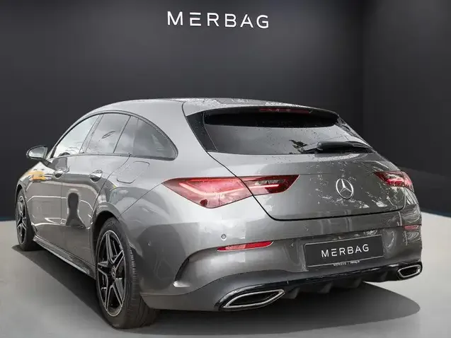 Mercedes-Benz CLA 180