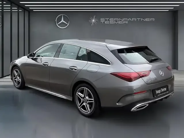 Mercedes-Benz CLA 180