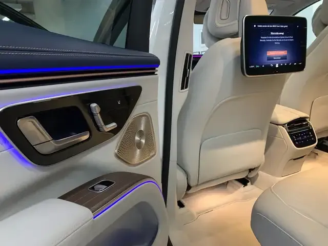 Mercedes-Benz EQS SUV