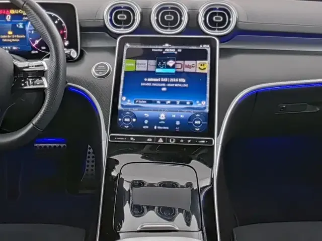 Mercedes-Benz C 220