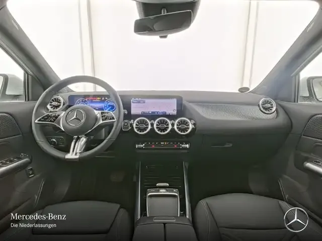Mercedes-Benz EQA 300