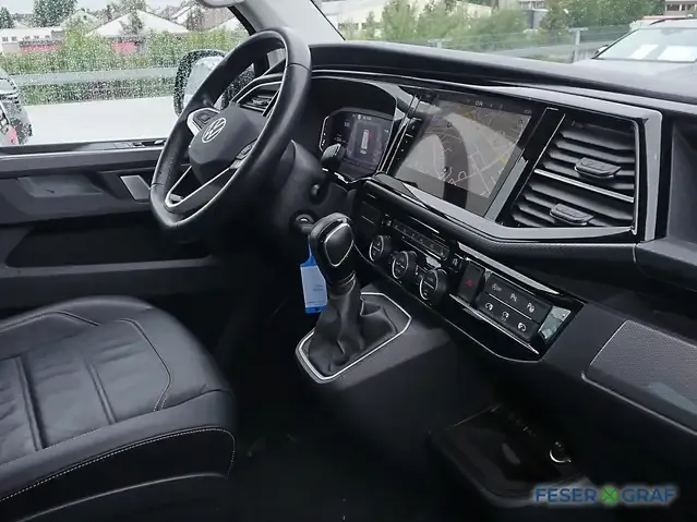 Volkswagen T6.1 Multivan