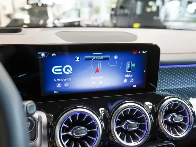 Mercedes-Benz EQB 350