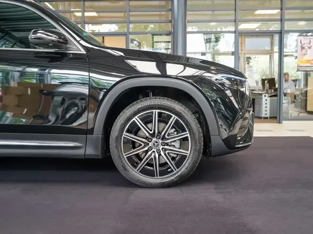 Mercedes-Benz EQB 350