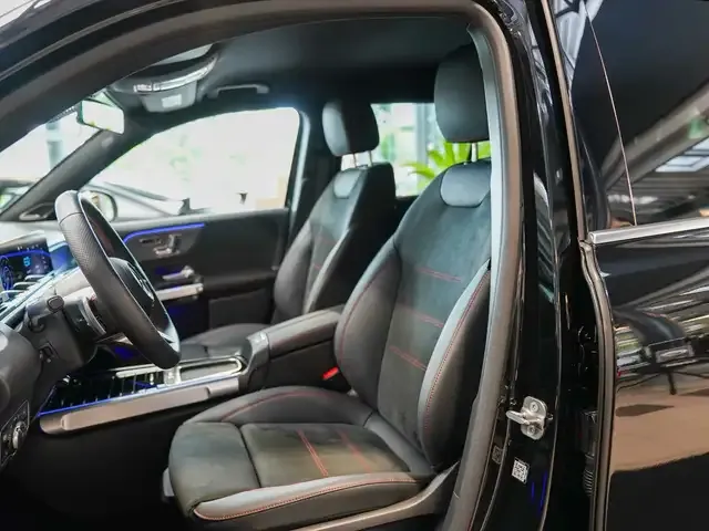 Mercedes-Benz EQB 350