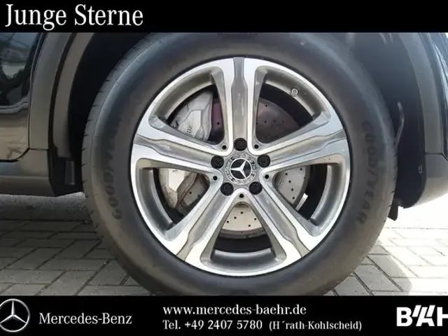 Mercedes-Benz GLC 300