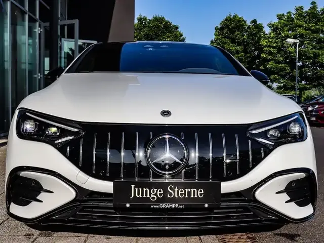 Mercedes-Benz EQE 53