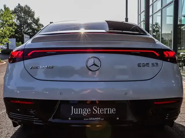 Mercedes-Benz EQE 53