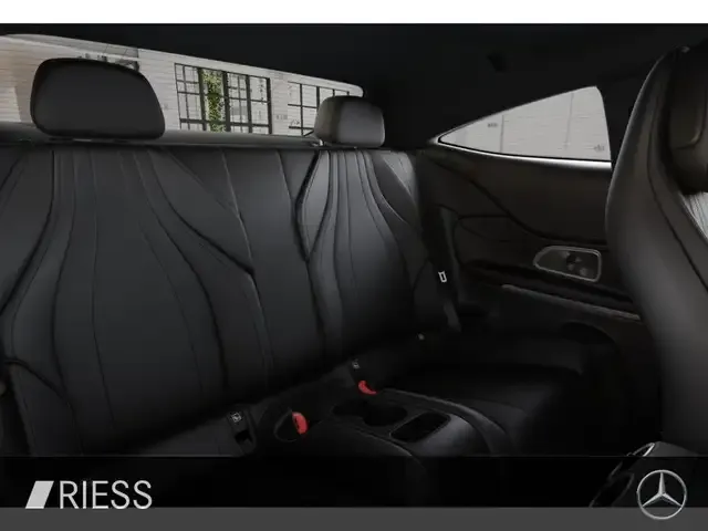 Mercedes-Benz CLE 300
