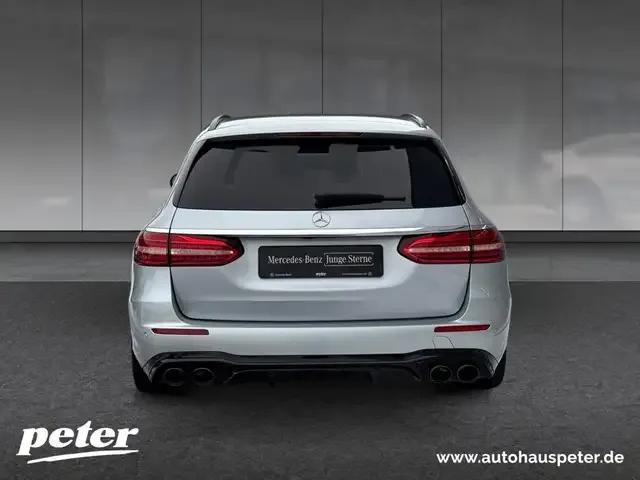 Mercedes-Benz E 53 AMG