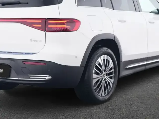 Mercedes-Benz EQB 300