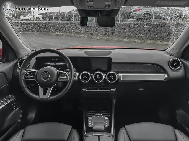 Mercedes-Benz GLB 200