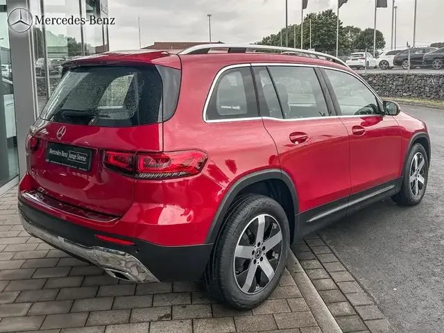 Mercedes-Benz GLB 200