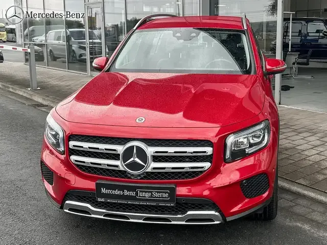 Mercedes-Benz GLB 200
