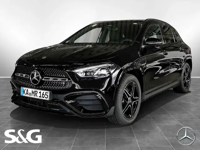 Mercedes-Benz GLA 200