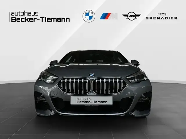 BMW 220