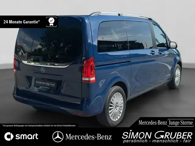 Mercedes-Benz V 220