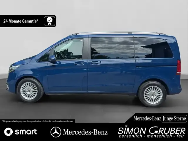 Mercedes-Benz V 220