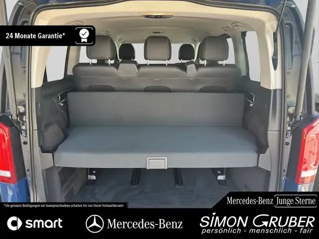 Mercedes-Benz V 220