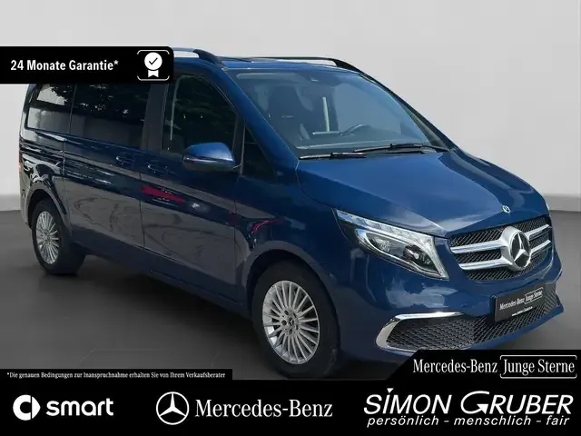 Mercedes-Benz V 220