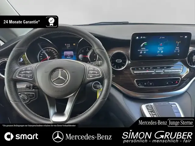 Mercedes-Benz V 220