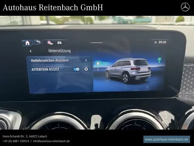 Mercedes-Benz GLB 220
