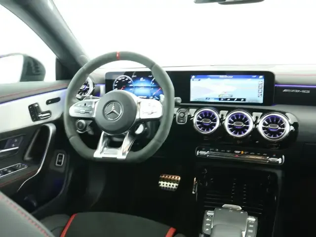 Mercedes-Benz CLA 45 AMG