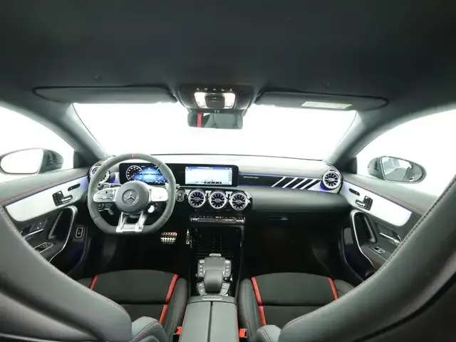 Mercedes-Benz CLA 45 AMG