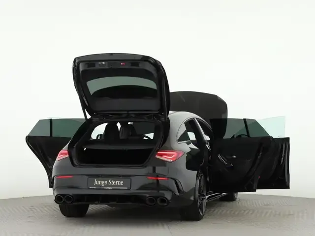 Mercedes-Benz CLA 45 AMG