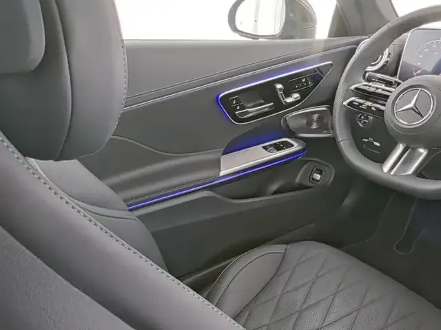 Mercedes-Benz CLE 300