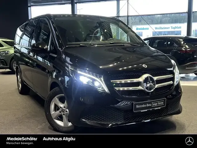 Mercedes-Benz V 220