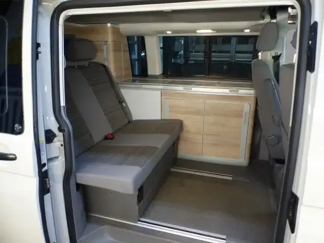 Volkswagen T6.1 California