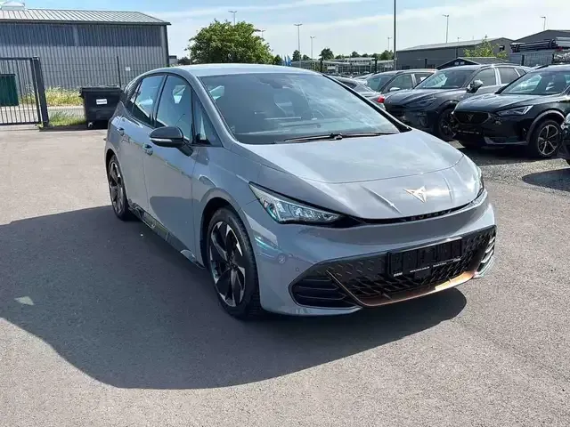 CUPRA Born