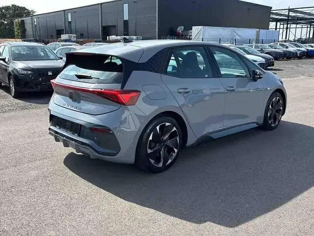 CUPRA Born