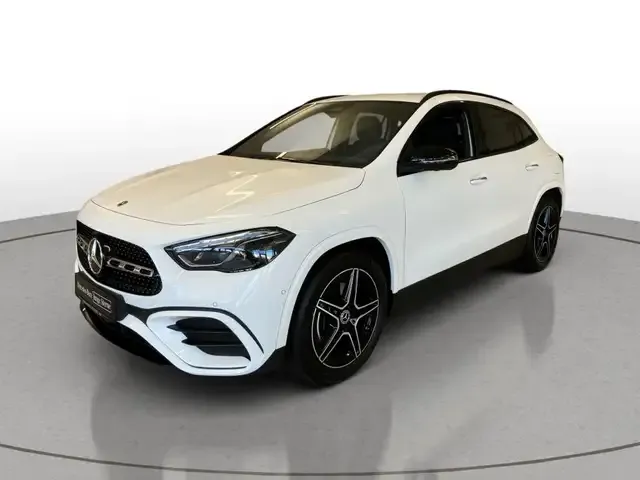 Mercedes-Benz GLA 200