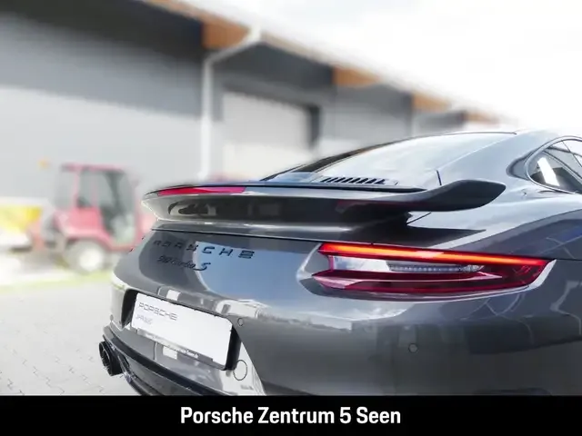 Porsche 991
