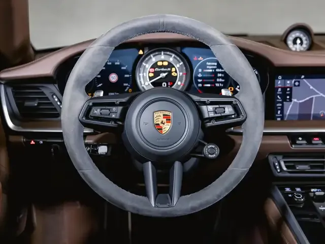 Porsche 992