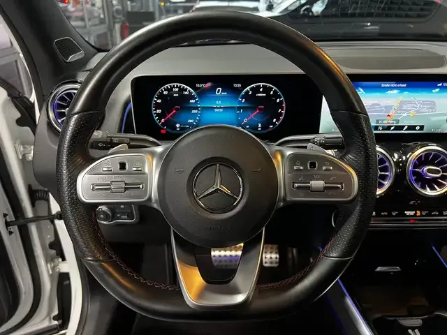 Mercedes-Benz GLB 250