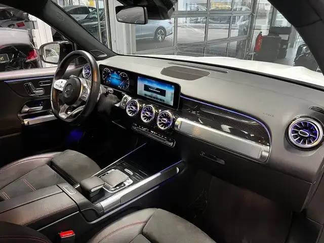 Mercedes-Benz GLB 250